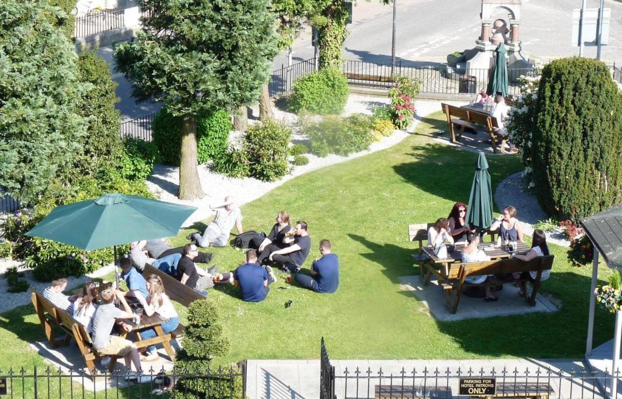 Haughton Arms Hotel Alford  Dış mekan fotoğraf